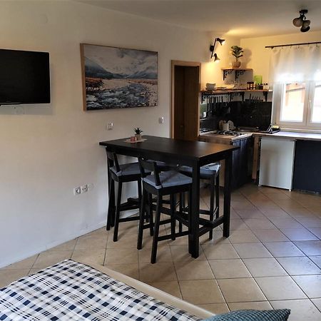 Apartmaji Prton 보베츠 외부 사진