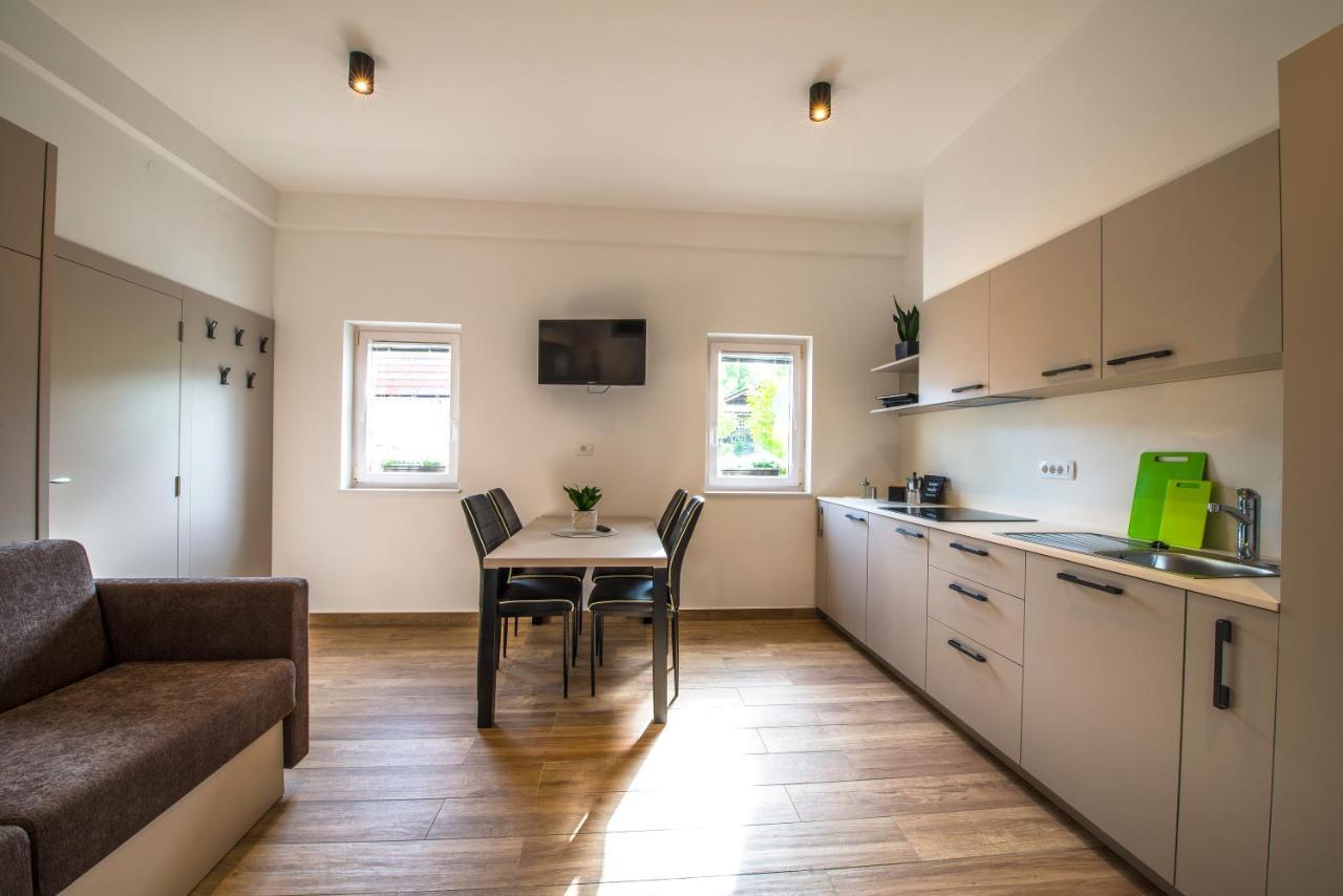 Apartmaji Prton 보베츠 외부 사진