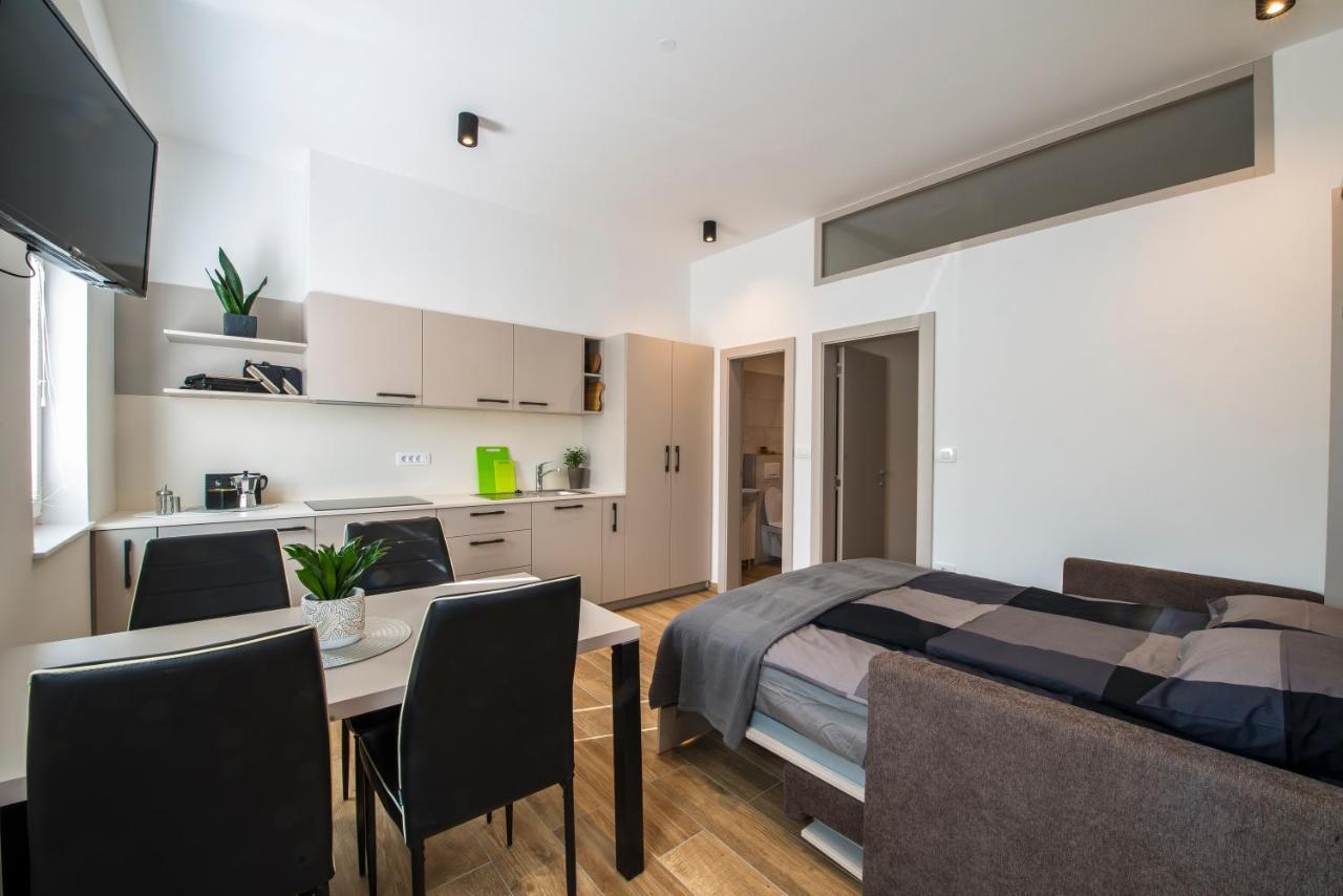 Apartmaji Prton 보베츠 외부 사진