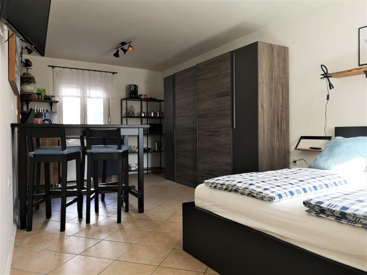 Apartmaji Prton 보베츠 외부 사진
